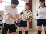 去年まで女子校だったバレー部に入部したら…男はボク一人！？ ハードな練習と責任で欲求不満なキャプテン2人に教育と称したW密着汗だくBODYプレスで精子ぶっこ抜かれた思い出の日々 瀬田一花 天月あず